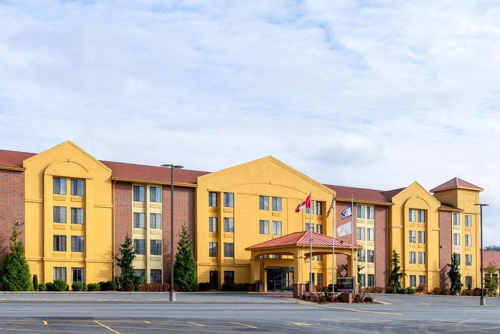 La Quinta Inn & Suites - New River Gorge National Park Summersville Esterno foto