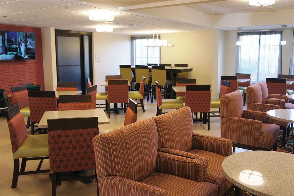 La Quinta Inn & Suites - New River Gorge National Park Summersville Esterno foto