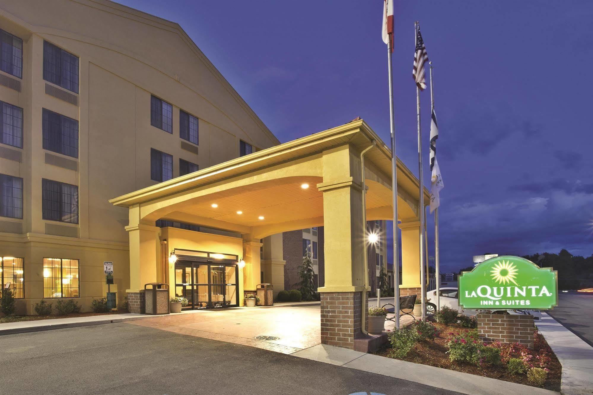 La Quinta Inn & Suites - New River Gorge National Park Summersville Esterno foto