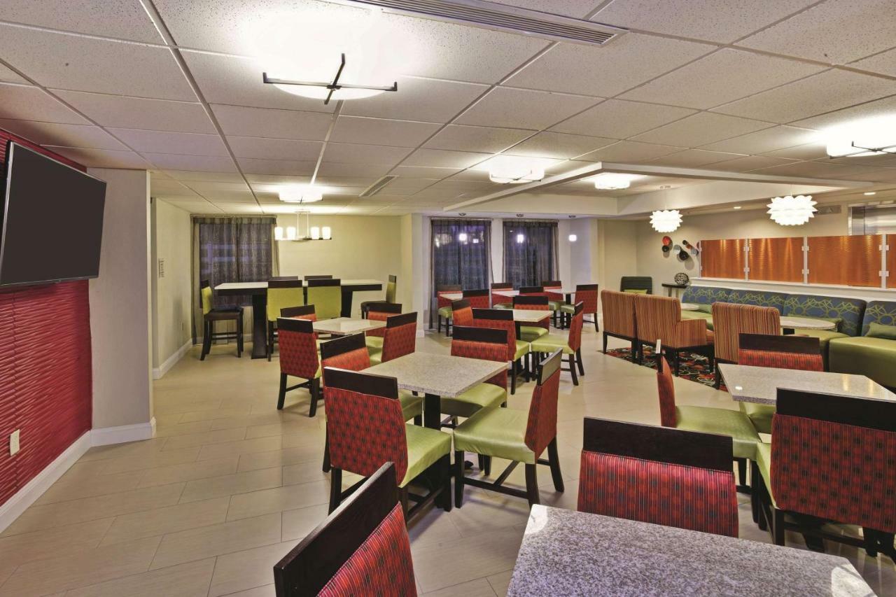 La Quinta Inn & Suites - New River Gorge National Park Summersville Esterno foto
