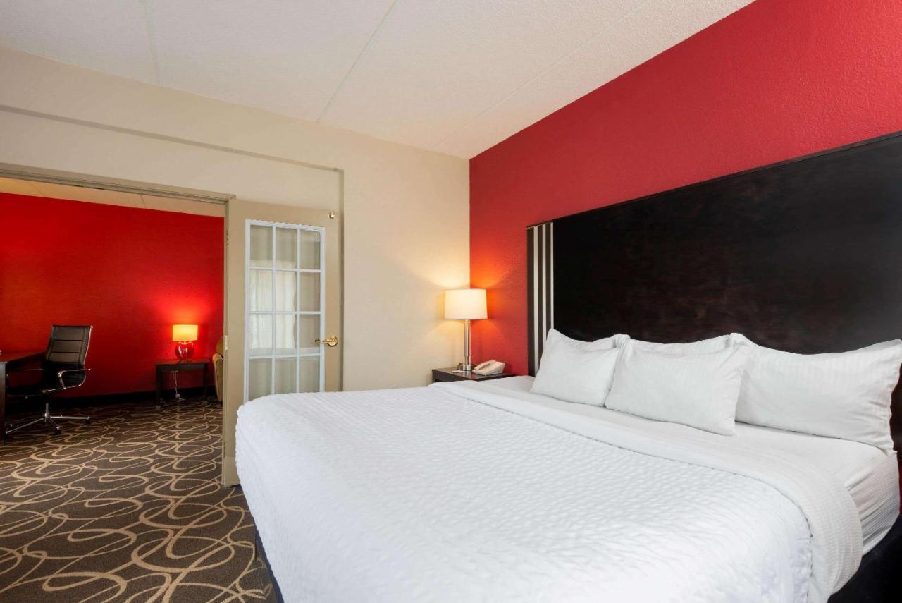La Quinta Inn & Suites - New River Gorge National Park Summersville Esterno foto